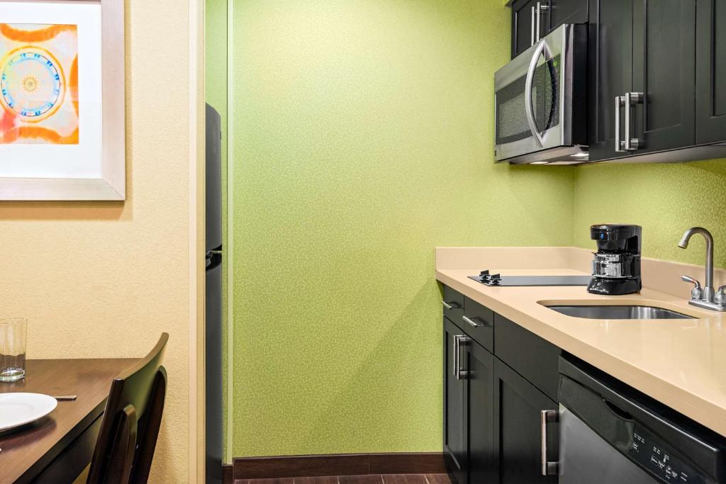 Homewood Suites by Hilton Little Rock Downtown - Suite Estudio Con Cama Extragrande - No Fumadores