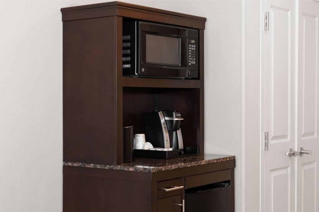 Hilton Garden Inn Midland - King Room - Mobiliteitstoegang