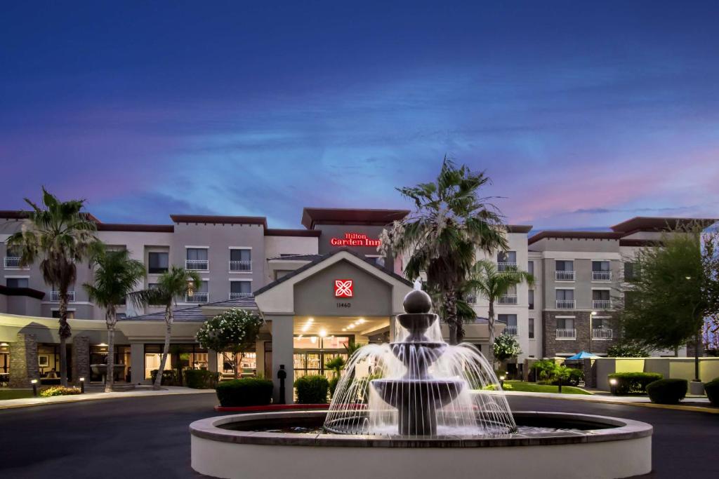 Hilton Garden Inn Phoenix/Avondale - Housity