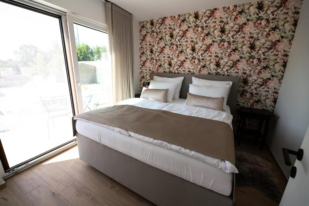 Apartments Kras 24 with Pool, Sežana – posodobljene cene za leto 2024