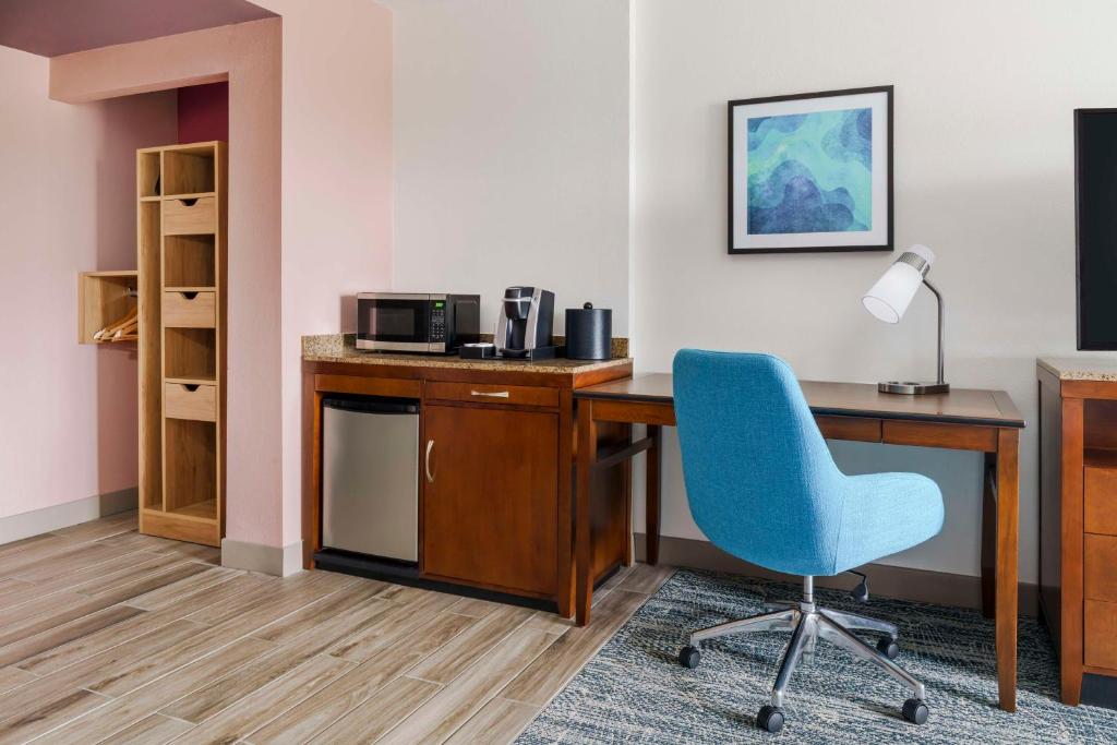 Hilton Garden Inn Orlando at SeaWorld - King Room Met Bad - Mobiliteit En Gehoortoegang
