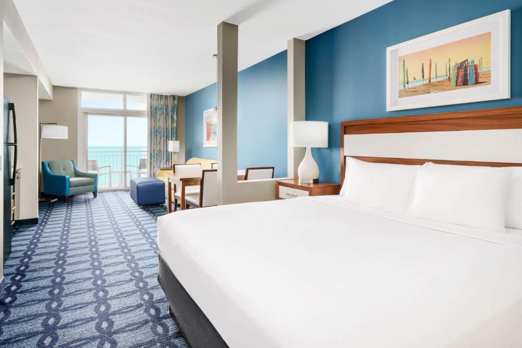 Homewood Suites by Hilton Myrtle Beach Oceanfront - King Studio Avec Balcon Et Vue Sur L'océan