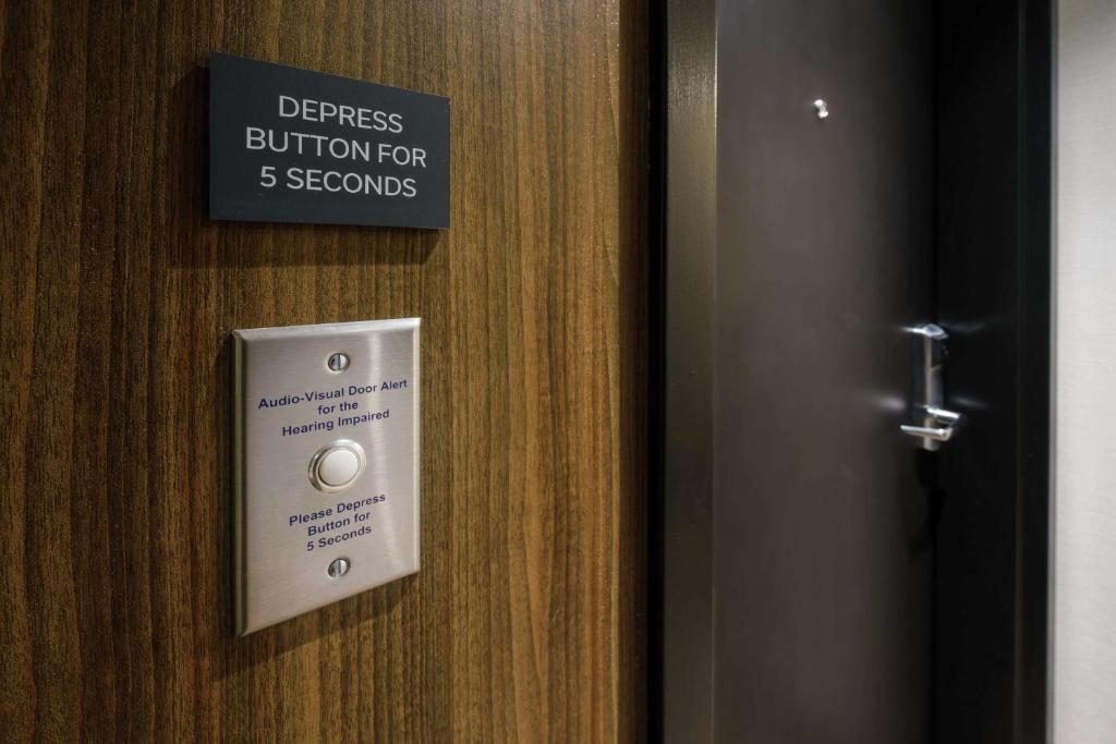 Hilton Garden Inn Sunnyvale - 