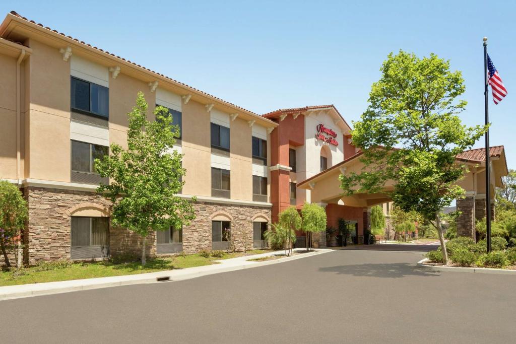 a rendering of the front of a hotel at Hampton Inn & Suites Thousand Oaks in Thousand Oaks