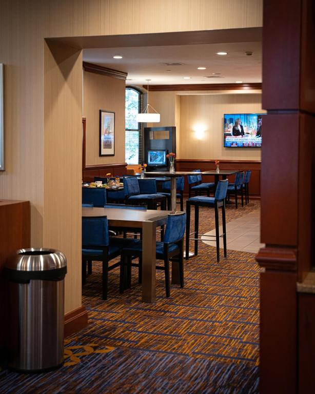 COURTYARD BY MARRIOTT BOSTON COPLEY SQUARE - Updated 2023 Prices