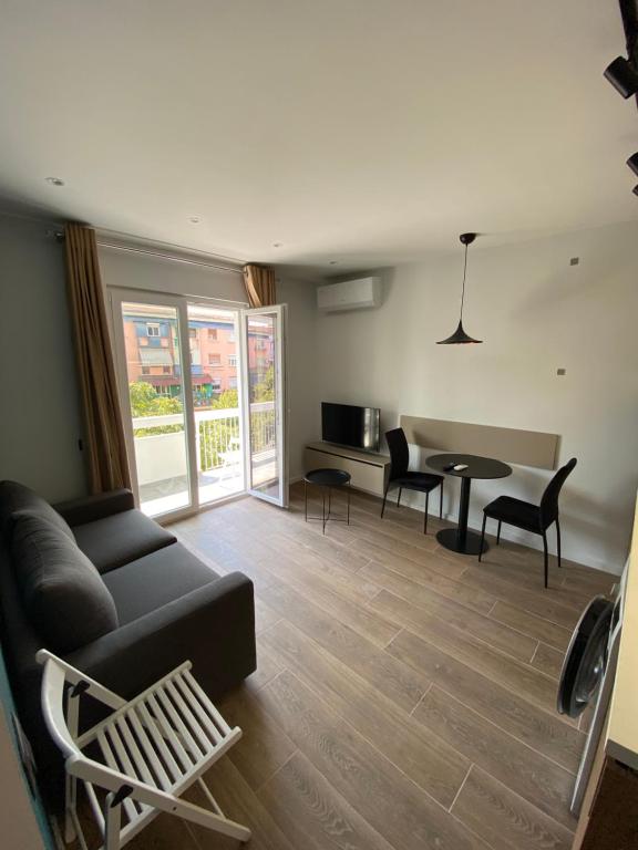 EQ Tirana Apartments - Imazhi 4