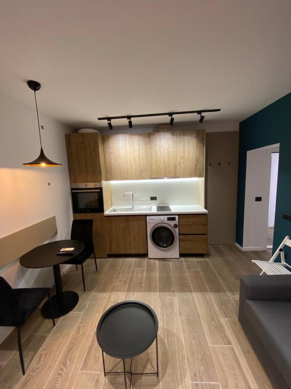 EQ Tirana Apartments - Imazhi 8