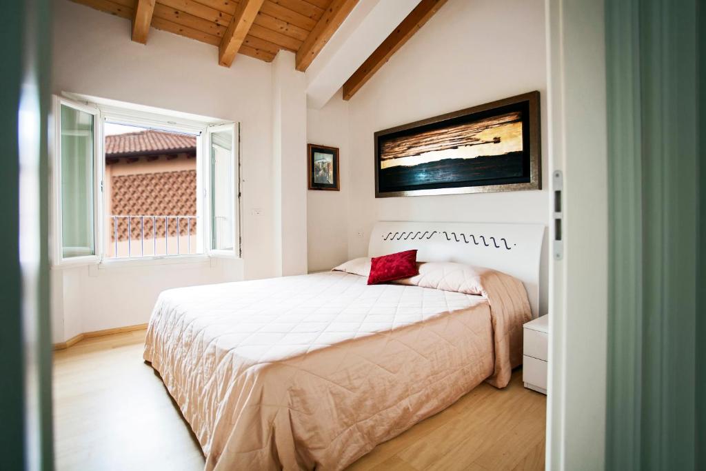 B&B RED WINE COUNTRY HOUSE