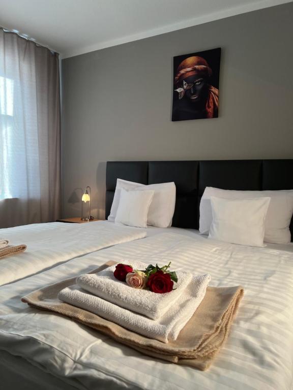 Postel nebo postele na pokoji v ubytování Hotel Restaurant Zum Landmann