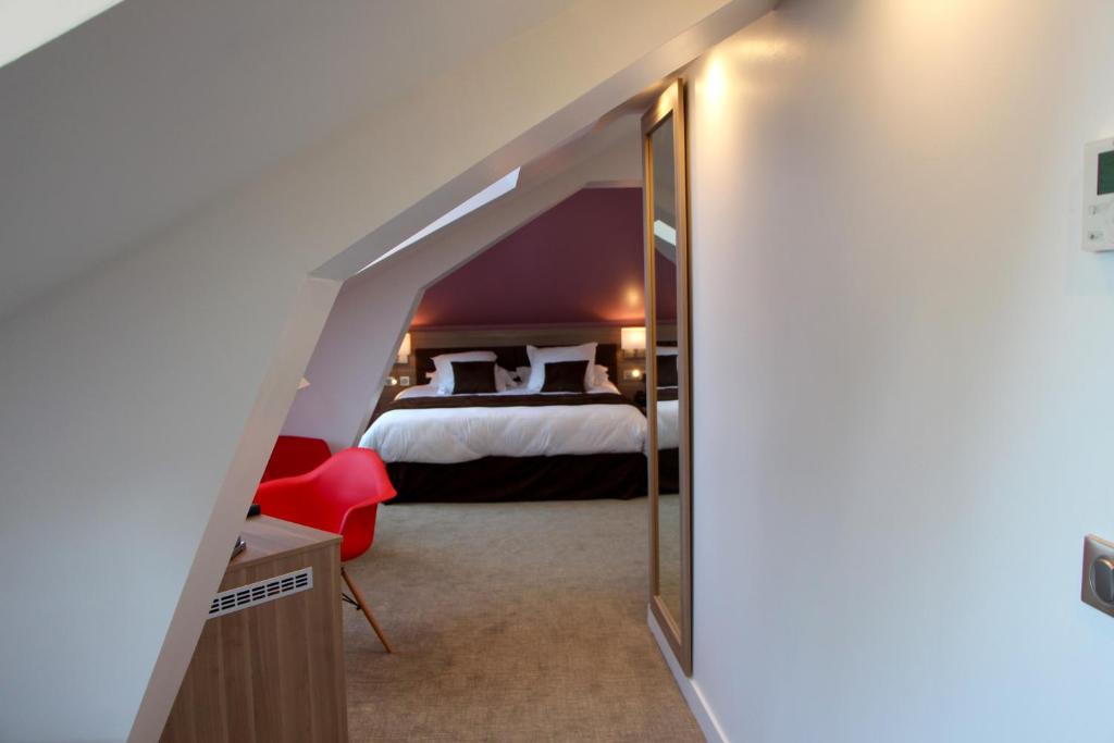 Hôtel L'Esturgeon - Deluxe Double Room