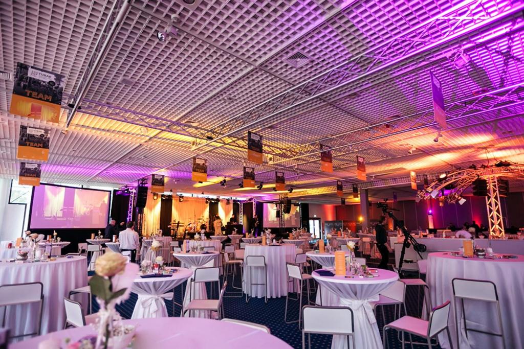 TV a/nebo společenská místnost v ubytování Parc Hotel Alvisse