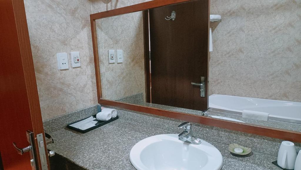 Muong Thanh Lai Chau Hotel - Chambre Lits Jumeaux