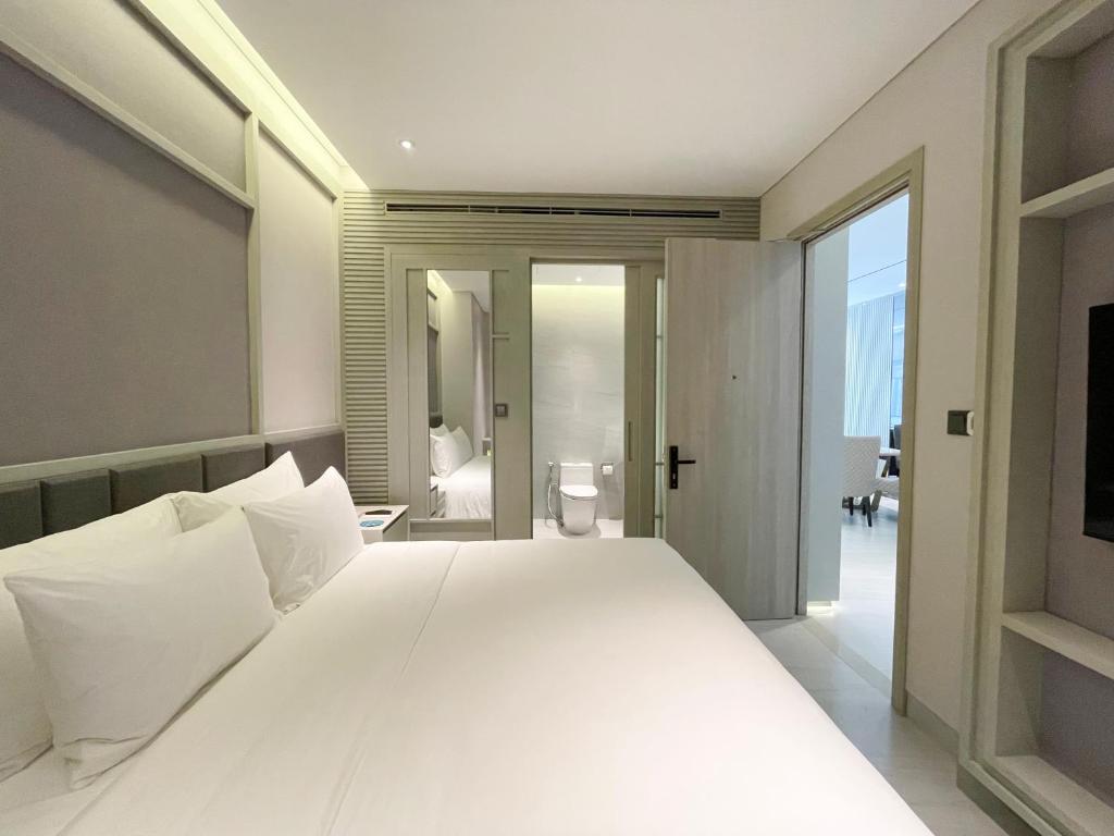 Penthouse Two-Bedroom - Complimentary Daily Afternoon Tea & Welcome Minibar