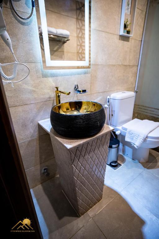 Pyramids sunrise inn - 14