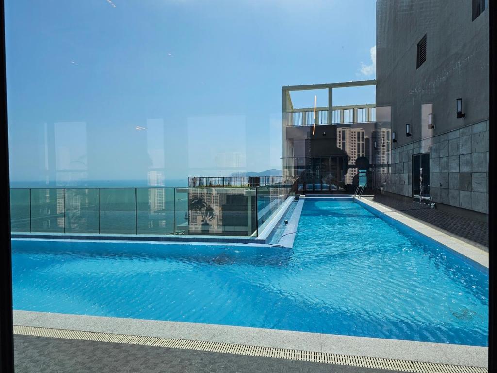 Bazén v ubytování ELBON the stay Haeundae beach ocean view nebo v jeho okolí