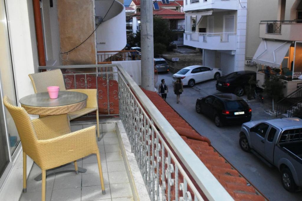 Balkon lub taras w obiekcie Central Luxury Apartment next to the Beach