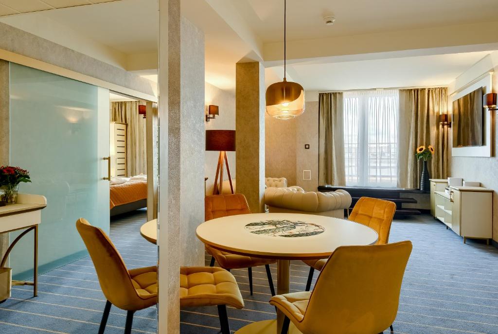 Posezení v ubytování Park Hotel Diament Wroclaw
