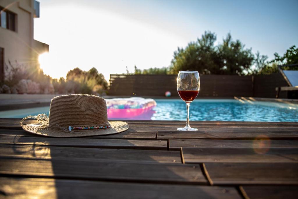 Bazén v ubytování Sitia Poolside Gem - Crete's Fuego Sagrado nebo v jeho okolí