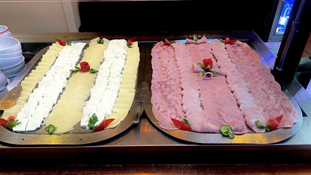 Jídlo v hotelu nebo okolí