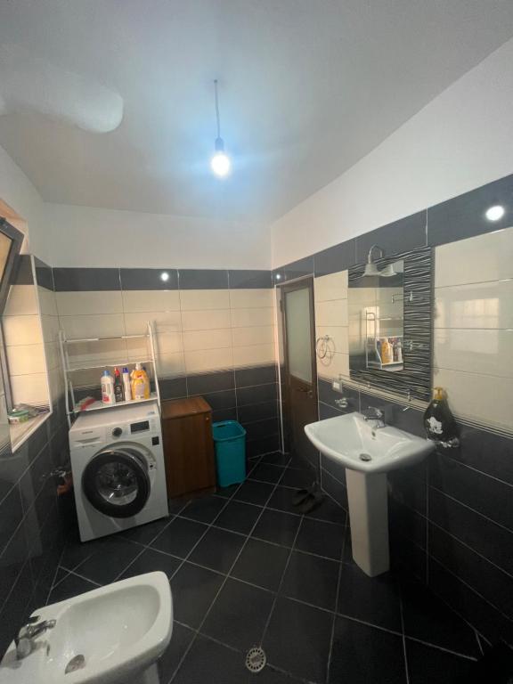 Albi apartamant - Imazhi 7