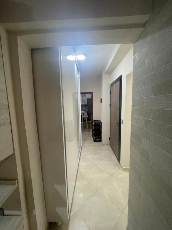 Albi apartamant - Imazhi 9