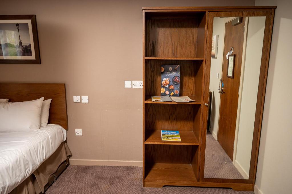 Wellington Hotel by Greene King Inns - Resim 18