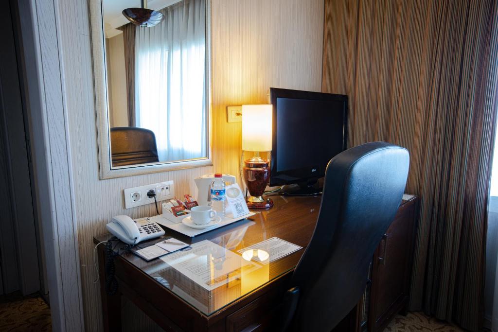 Buyukhanli Park Hotel - Superieure Dubbele Of Tweelingzaal