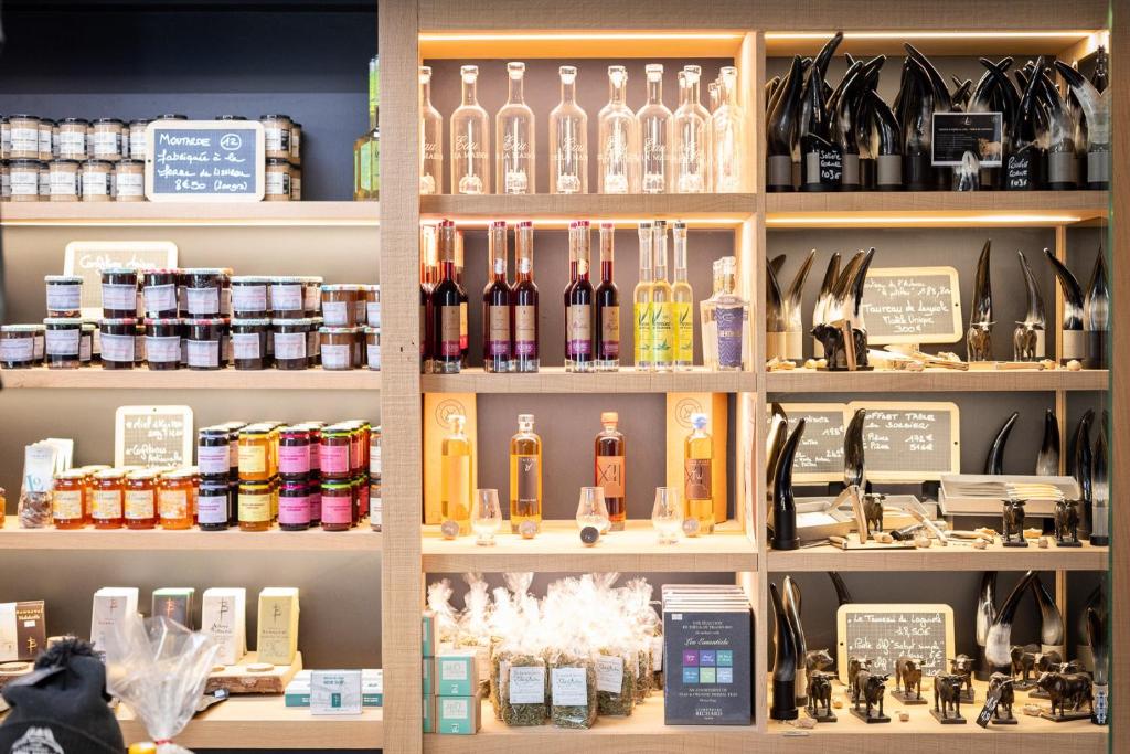 Fotografie z fotogalerie ubytování Hôtel-Restaurant Logis l'Aubrac Laguiole v destinaci Laguiole