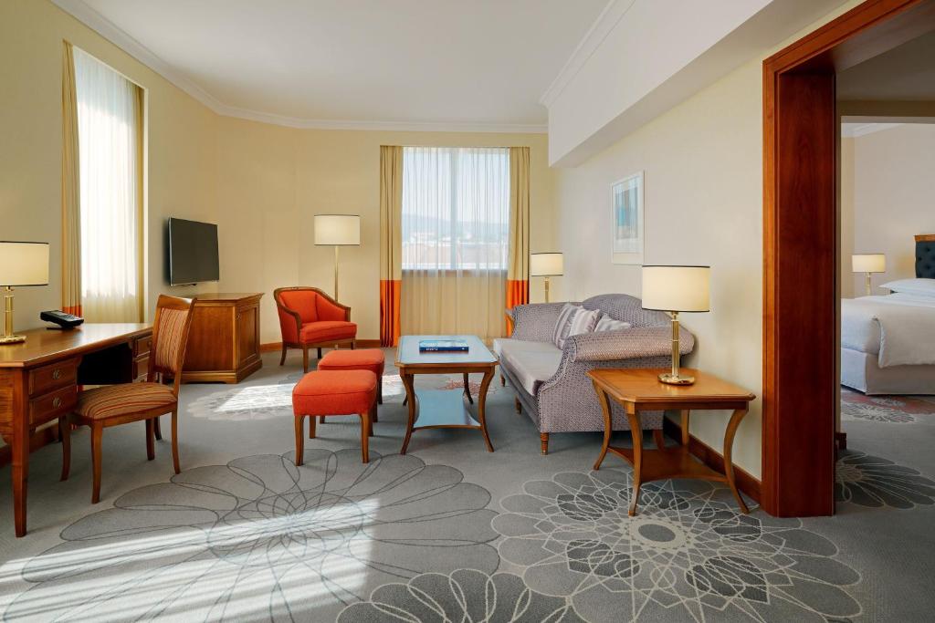 
Executive Suite, 1 Bedroom Executive Suite, 1 King
