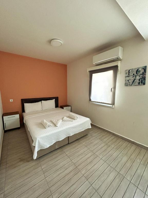 Loca Centre Suites - 3