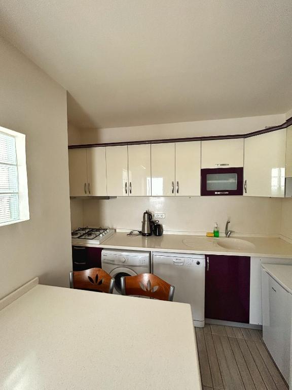 Loca Centre Suites - 6