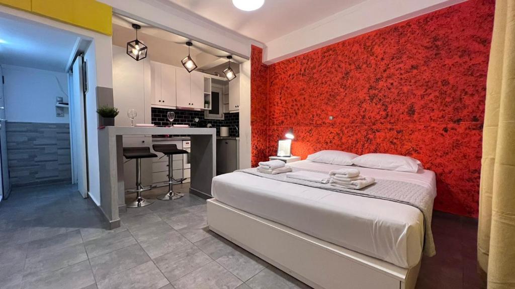 Stylish 25sqm studio with garden in Exarcheia, Athens – Updated 2023 Prices