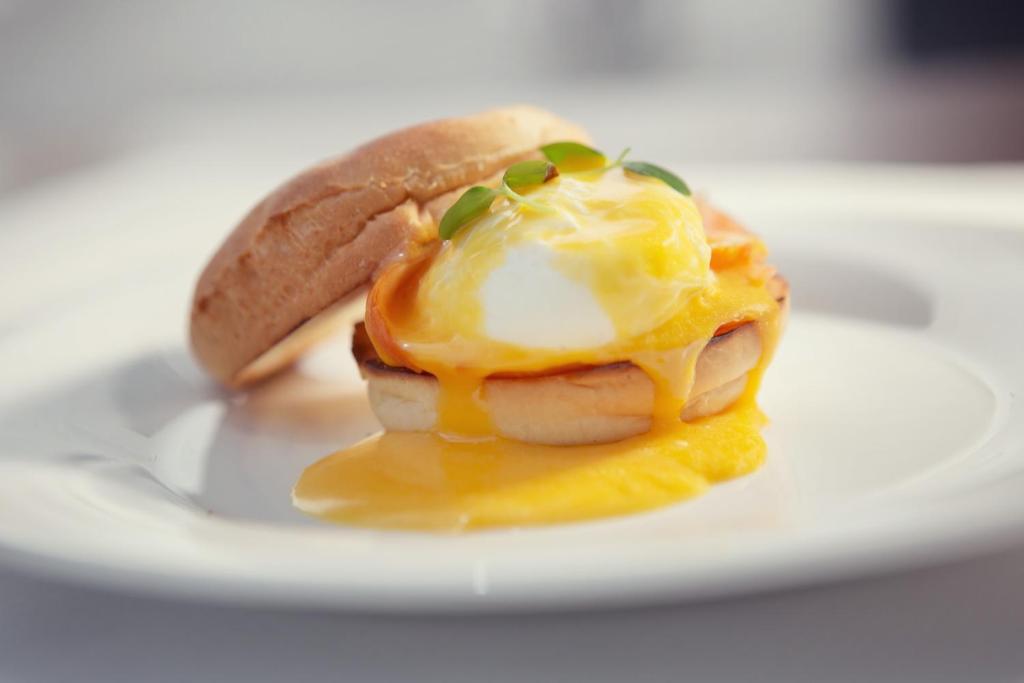 Sheraton Bratislava Hotel - Resim 2