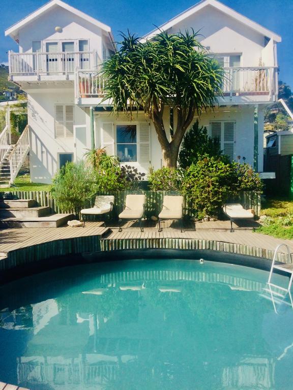 Rustic Beach House 300 Steps from the Ocean, Cape Town (updated prices