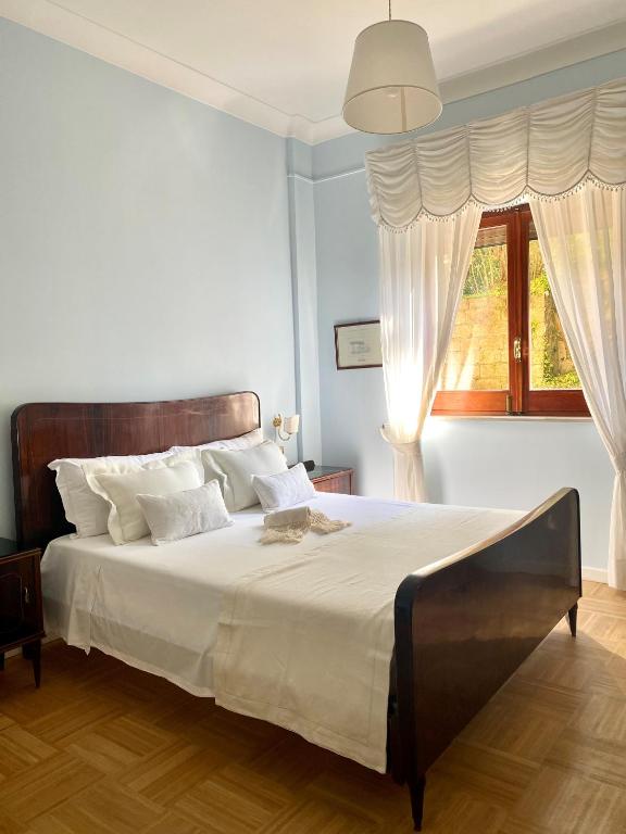 Postel nebo postele na pokoji v ubytování Maramà B&B Sorrento