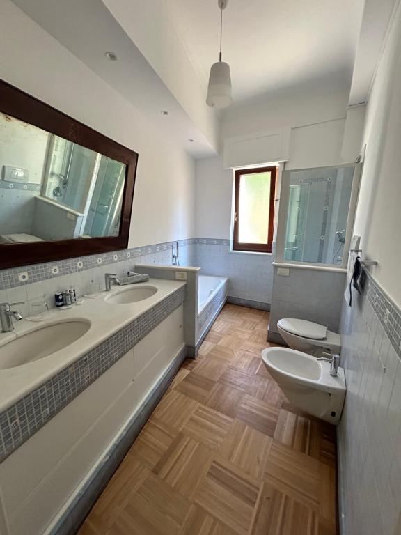 Koupelna v ubytování Maramà B&B Sorrento