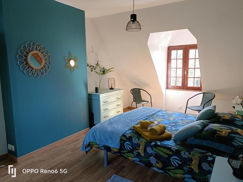 ESCAPADE BELINOISE - Large Double Room