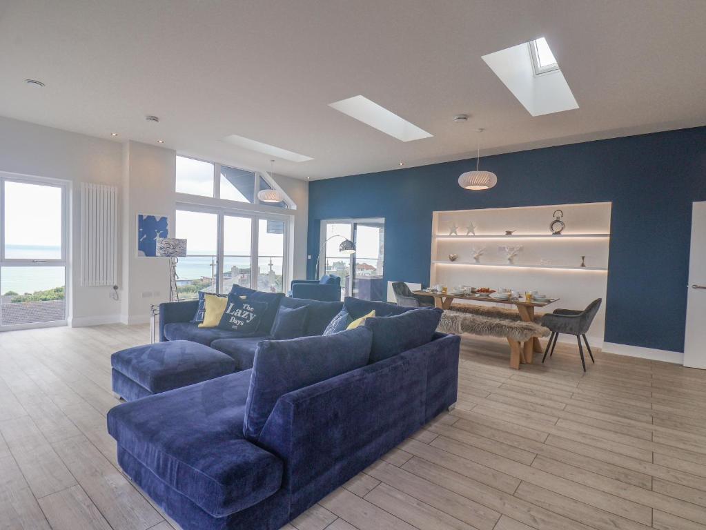 What Is a Penthouse Apartment? - Insurism - Penthouse Apartment Price Range