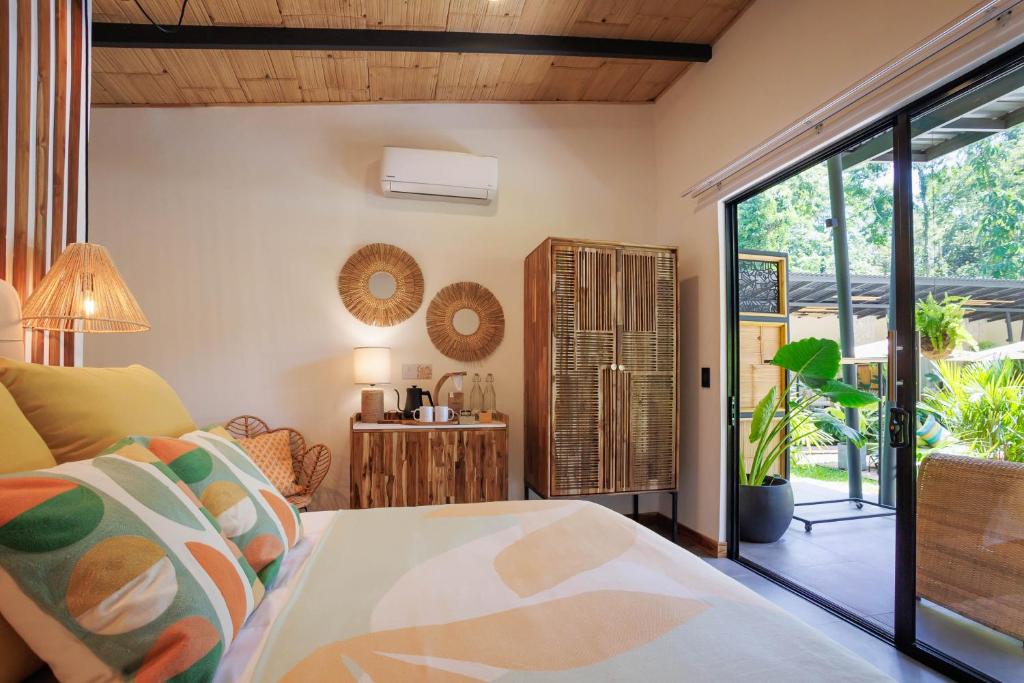 Exōtico Beach Hotel photo