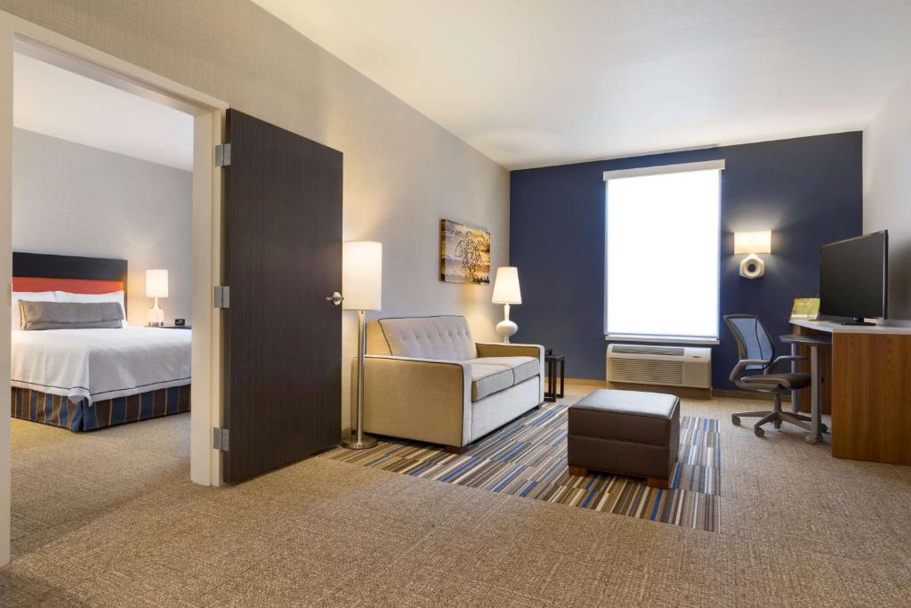 Postel nebo postele na pokoji v ubytování Home2 Suites by Hilton Phoenix Chandler