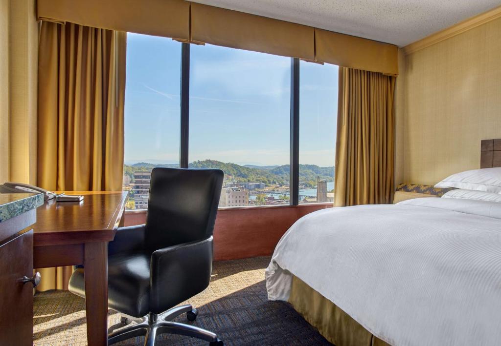 Hilton Knoxville photo