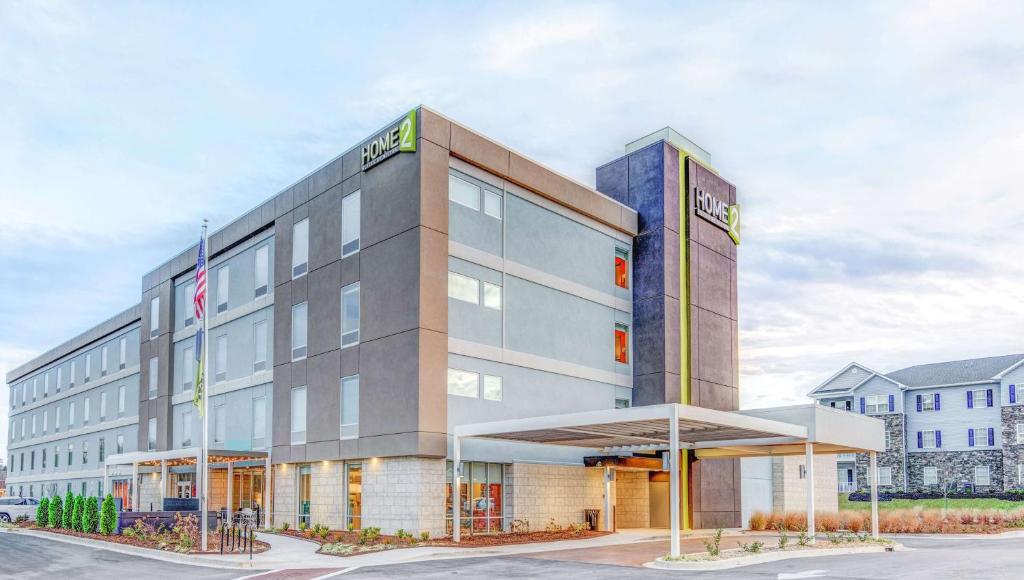 een weergave van de voorkant van een hotel bij Home2 Suites By Hilton Rock Hill in Rock Hill