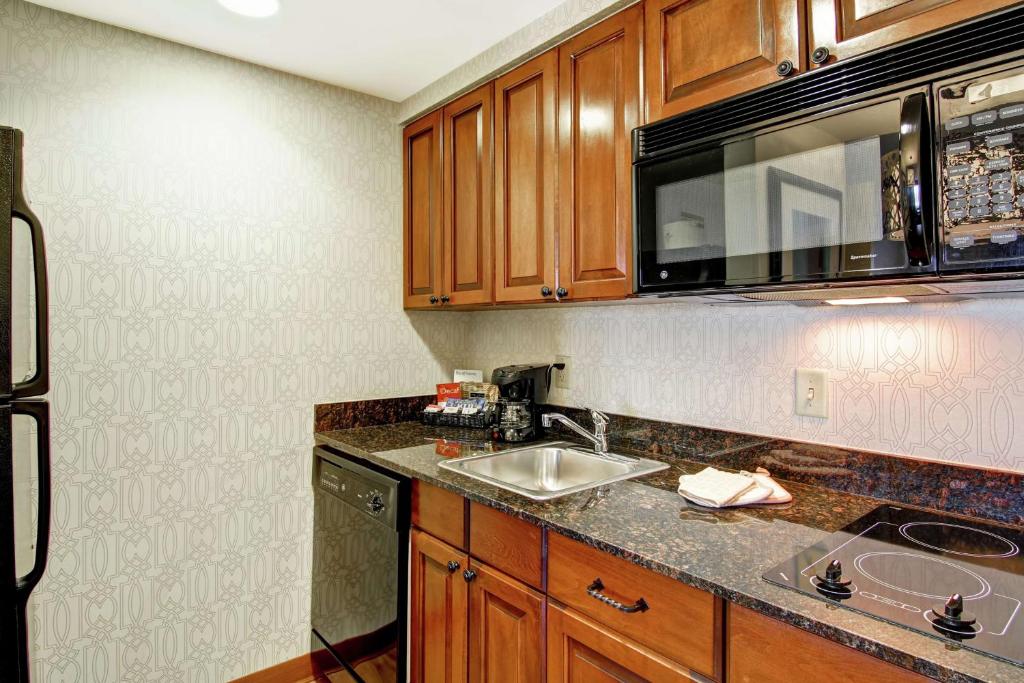 Homewood Suites by Hilton Bentonville-Rogers - Suite King D'une Chambre - Non-fumeur