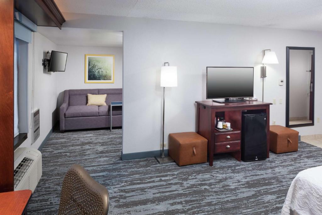 Hampton Inn Kansas City Liberty - Error