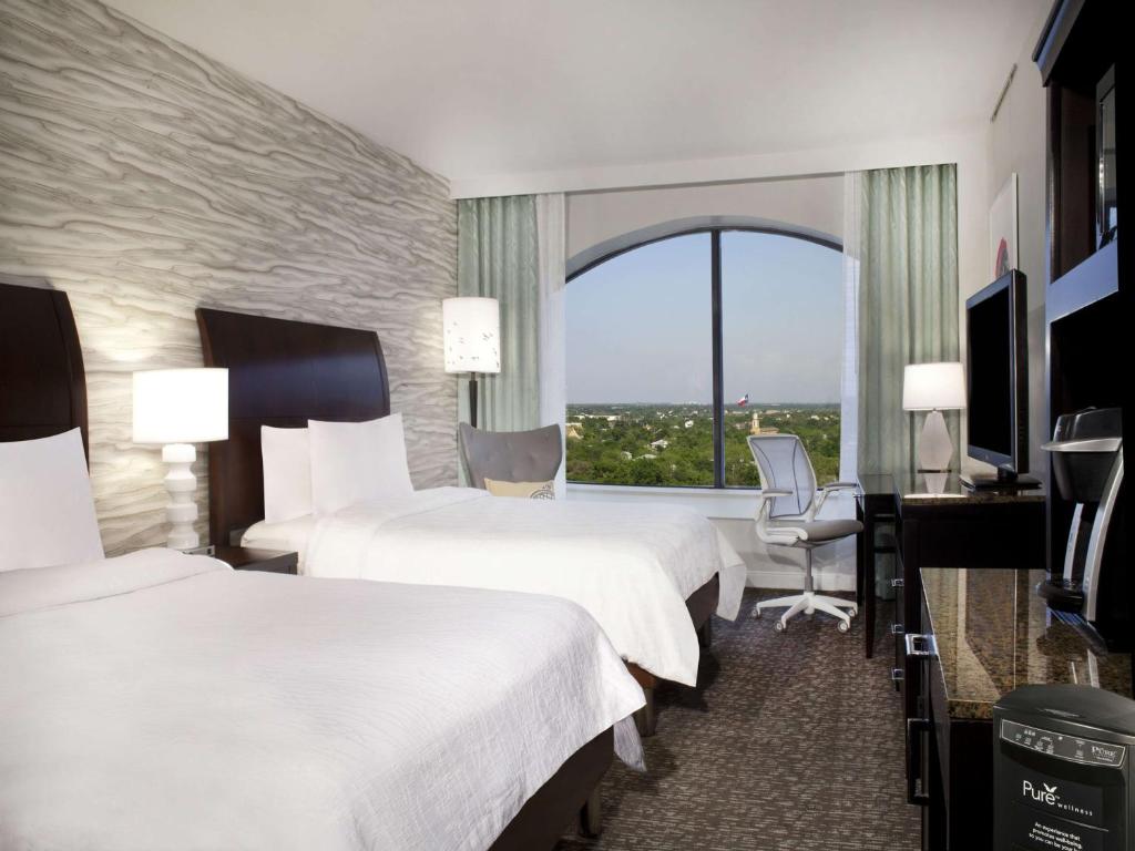 Hilton Garden Inn Austin Downtown-Convention Center - Queen Room With Two Queen Beds - Allergie Friendly