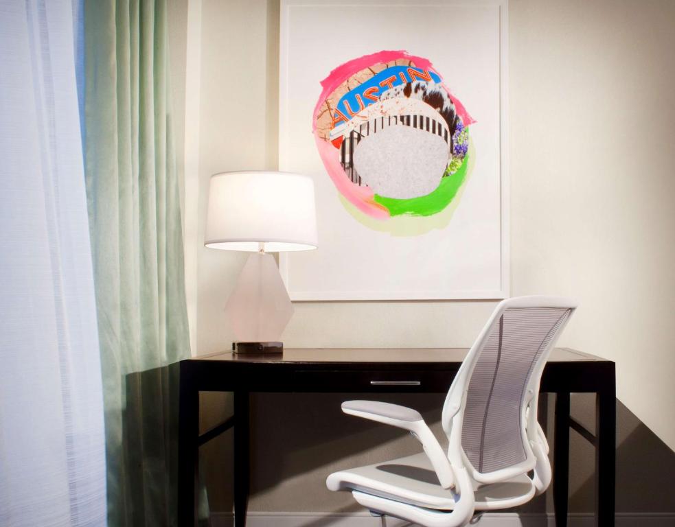 オースティンにあるHilton Garden Inn Austin Downtown-Convention Centerのギャラリーの写真