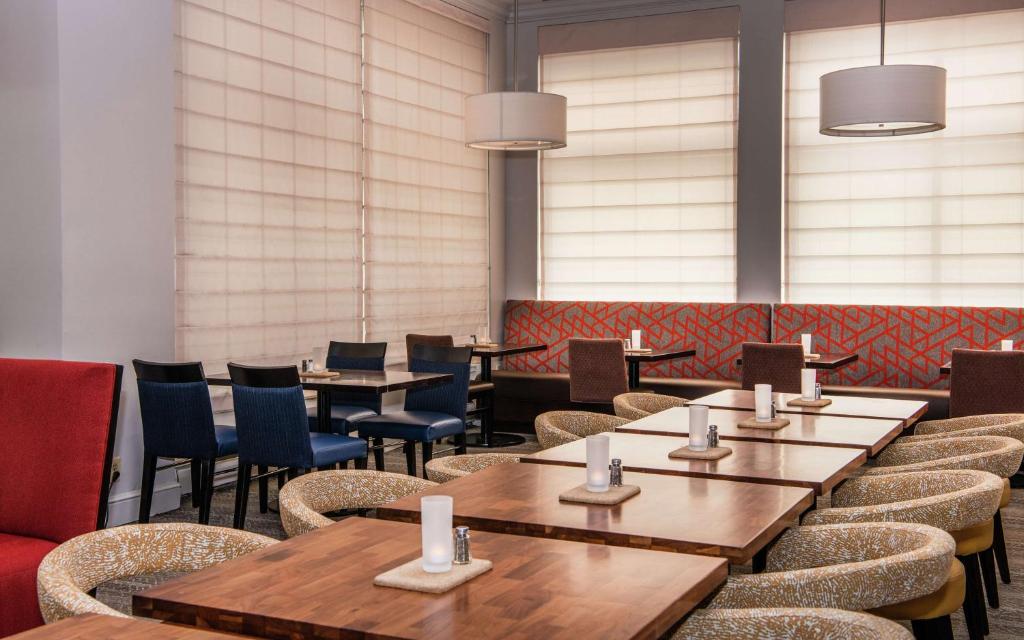 Hilton Garden Inn BWI Airport photo