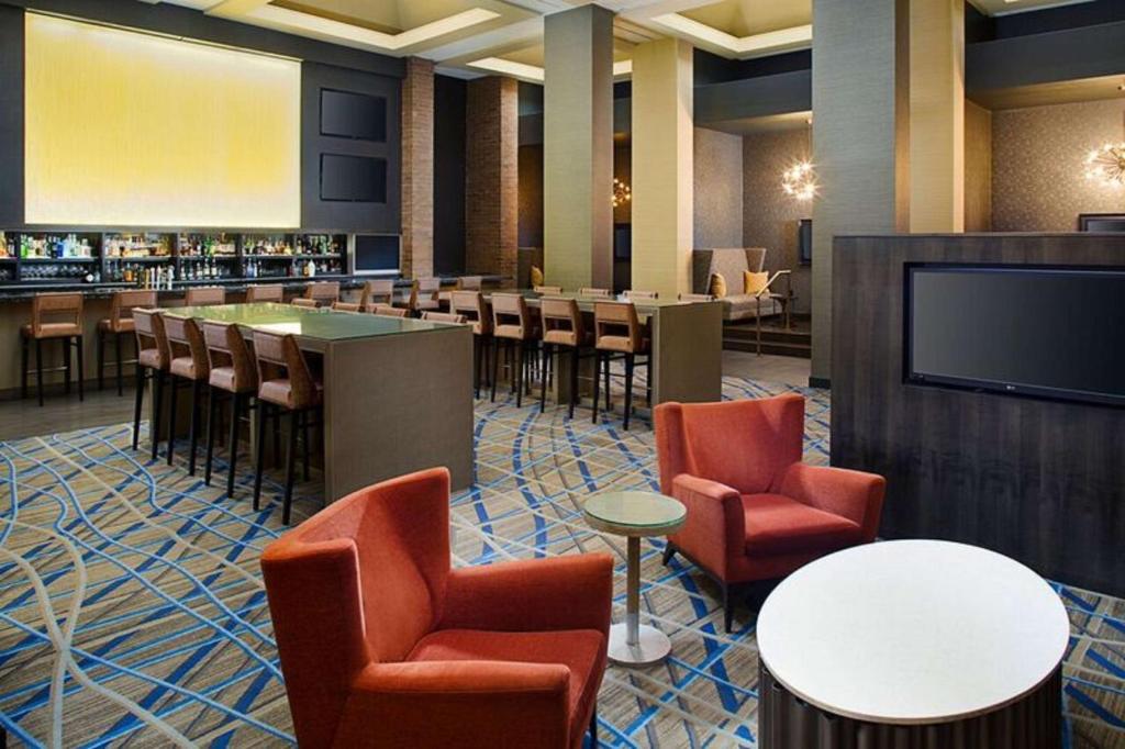 Posezení v ubytování Hilton Parsippany