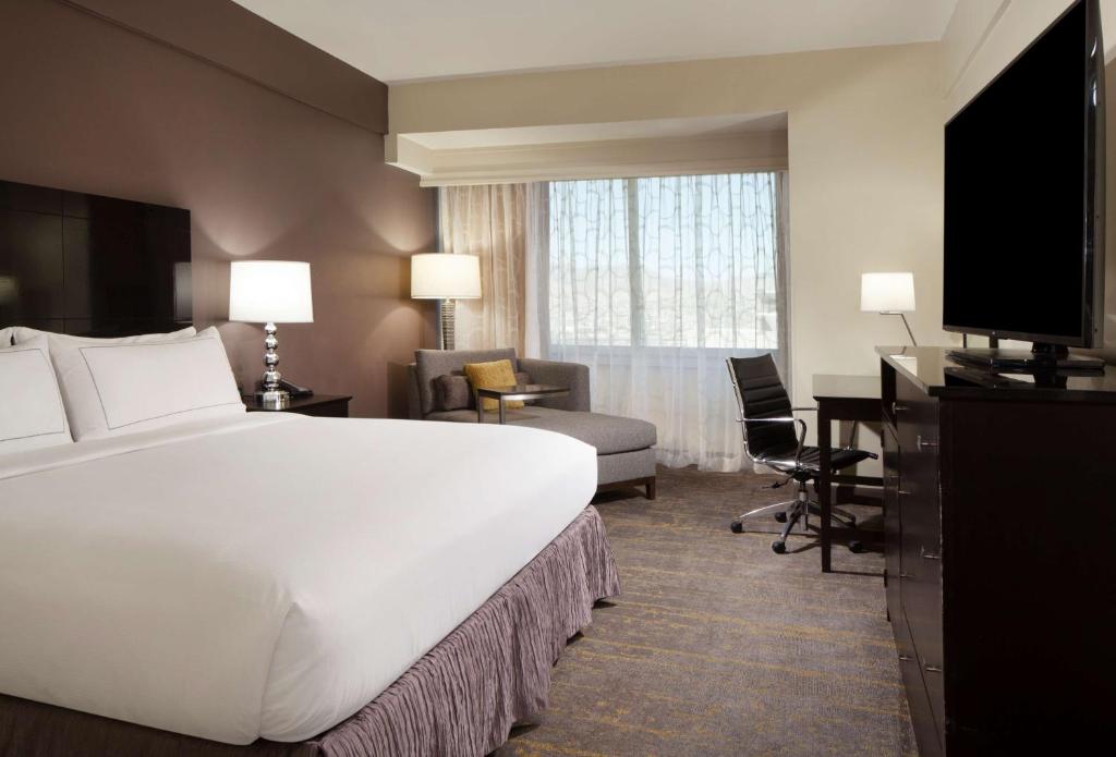 DoubleTree by Hilton El Paso Downtown - Salle King