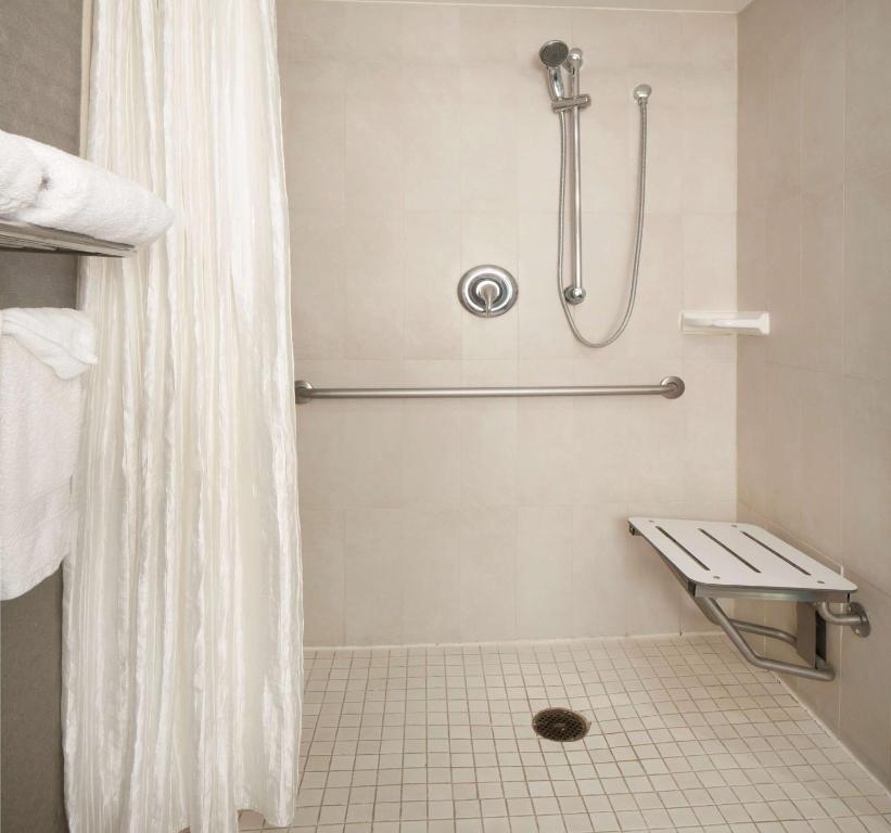 DoubleTree by Hilton El Paso Downtown - 